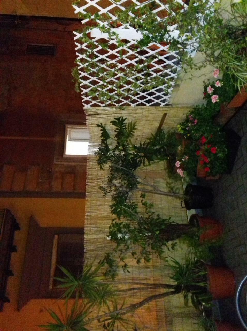 La Terrazza Di Dante Bed and Breakfast Νάπολη Εξωτερικό φωτογραφία