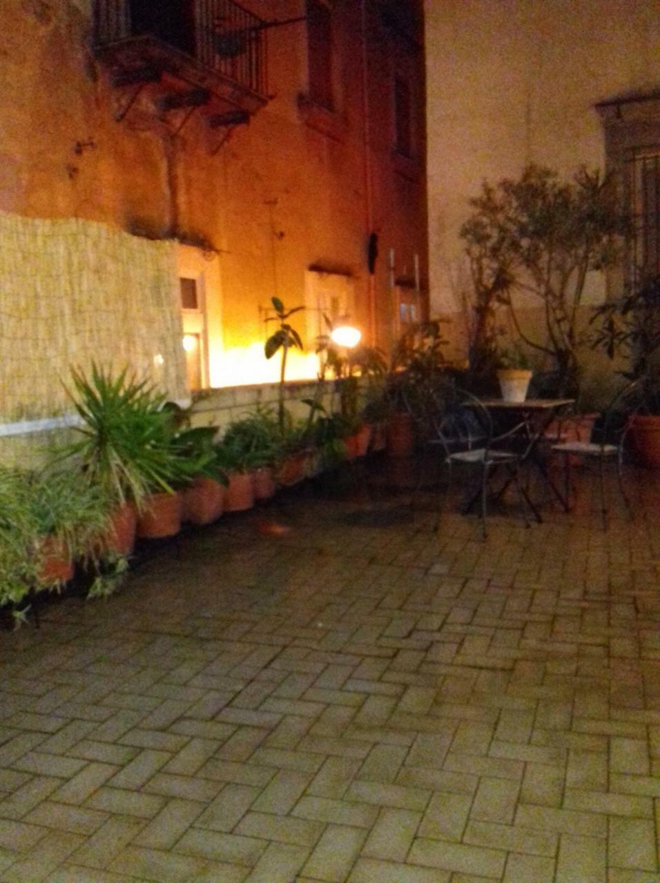 La Terrazza Di Dante Bed and Breakfast Νάπολη Εξωτερικό φωτογραφία