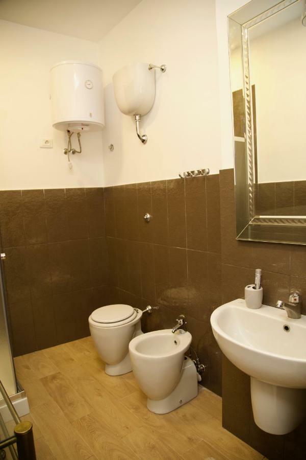 La Terrazza Di Dante Bed and Breakfast Νάπολη Εξωτερικό φωτογραφία